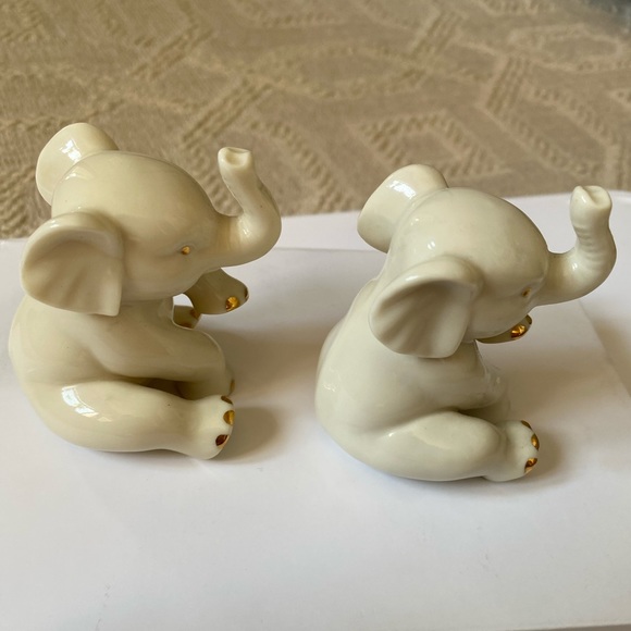 Set of 2 Vintage Lenox Baby Elephant Figurines - Picture 4 of 16